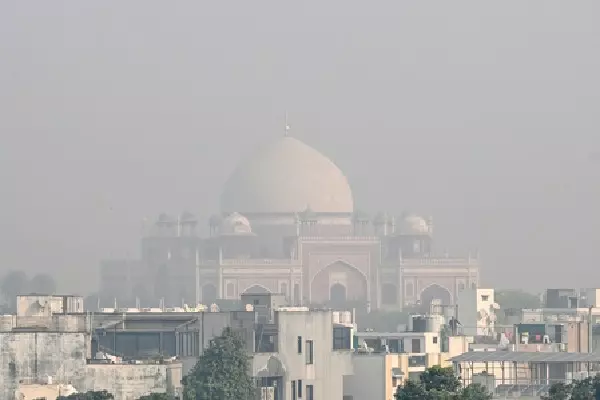 Delhi-NCR प्रदूषण से जूझ रहा है, AQI ‘खराब’ श्रेणी में पहुंचा Delhi-NCR प्रदूषण से जूझ रहा है, AQI ‘खराब’ श्रेणी में पहुंचा