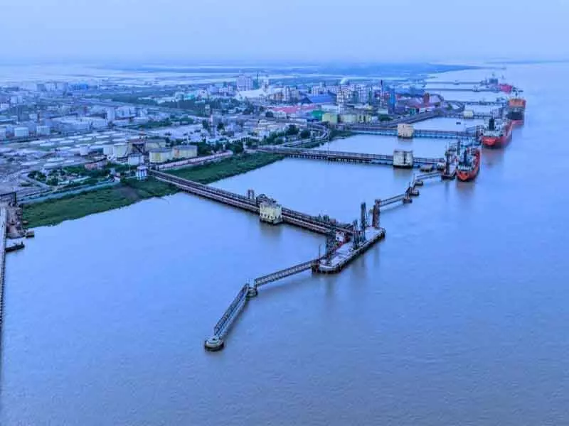 DPA Kandla ने 15 LPG टैंकरों और 2.7 लाख मीट्रिक टन के साथ नए बेंचमार्क स्थापित किए DPA Kandla ने 15 LPG टैंकरों और 2.7 लाख मीट्रिक टन के साथ नए बेंचमार्क स्थापित किए