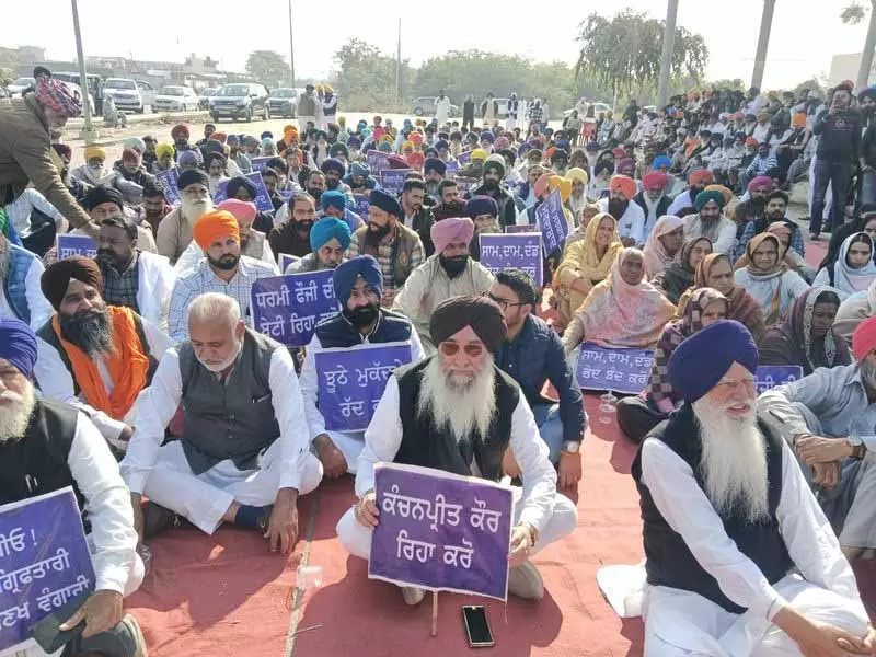 SAD गैंगस्टरों की मदद से खोई हुई ज़मीन वापस पाने की कोशिश कर रहा है SAD गैंगस्टरों की मदद से खोई हुई ज़मीन वापस पाने की कोशिश कर रहा है