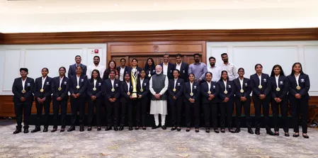 मन की बात: पीएम मोदी ने ब्लाइंड क्रिकेट वर्ल्ड कप खिताब जीतने पर भारतीय महिला टीम को सराहा मन की बात: पीएम मोदी ने ब्लाइंड क्रिकेट वर्ल्ड कप खिताब जीतने पर भारतीय महिला टीम को सराहा