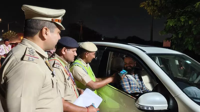 Haryana : नशे में गाड़ी चलाने के चालान में गुरुग्राम सबसे आगे Haryana : नशे में गाड़ी चलाने के चालान में गुरुग्राम सबसे आगे
