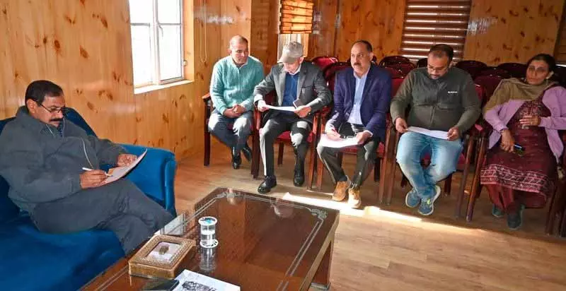 Mandi मंडल आयुक्त ने सरकाघाट में अतिक्रमण हटाने का आदेश दिया Mandi मंडल आयुक्त ने सरकाघाट में अतिक्रमण हटाने का आदेश दिया