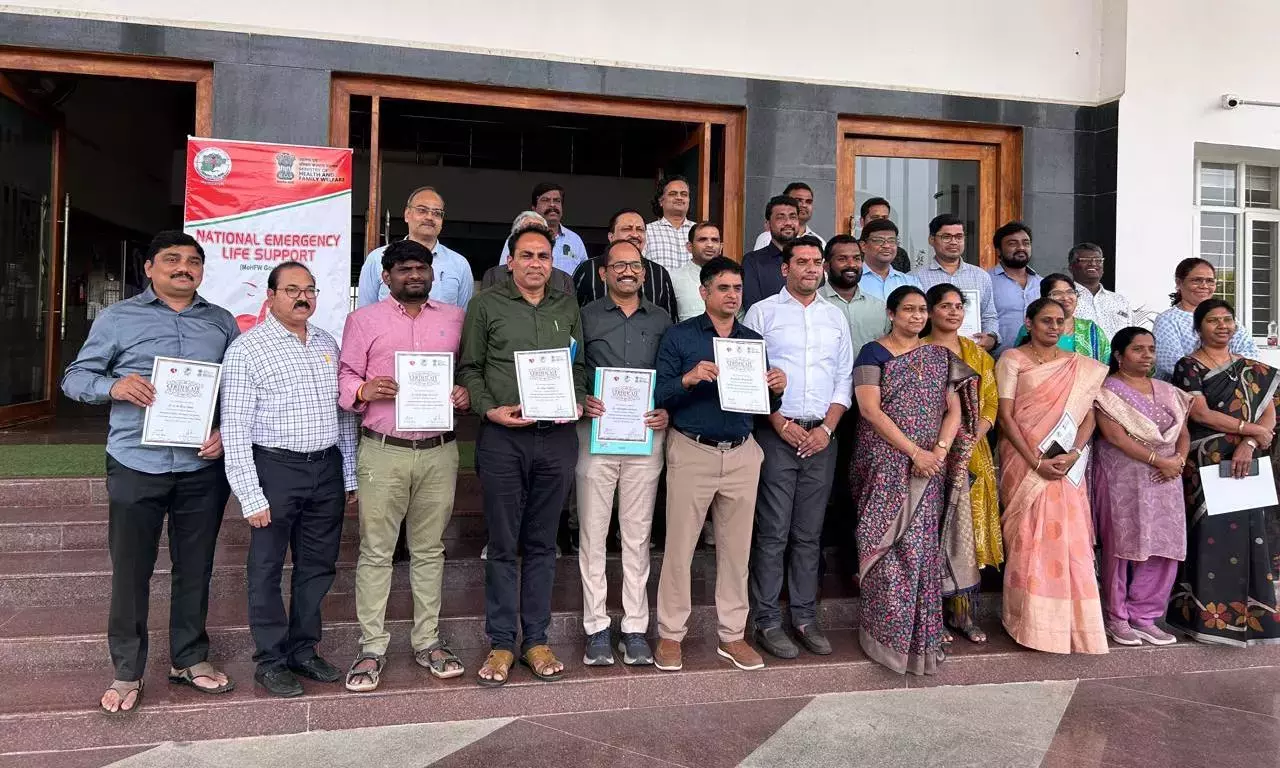 Telangana : 24 से ज़्यादा डॉक्टरों को लाइफ़ सपोर्ट की ट्रेनिंग मिली Telangana : 24 से ज़्यादा डॉक्टरों को लाइफ़ सपोर्ट की ट्रेनिंग मिली