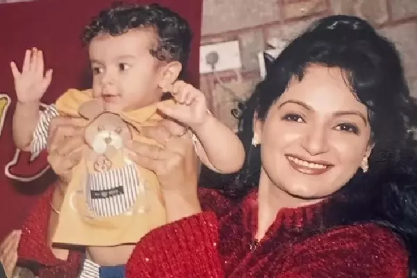 Upasana Singh ने बेटे को बताया जीवन का सबसे बड़ा उपहार, जन्मदिन पर यादें ताज़ा कीं Upasana Singh ने बेटे को बताया जीवन का सबसे बड़ा उपहार, जन्मदिन पर यादें ताज़ा कीं
