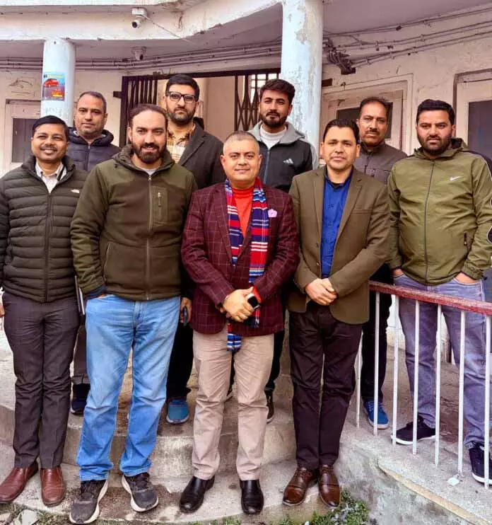 अमित ने K&J में जनगणना प्री-टेस्ट साइट्स का दौरा किया ताकि जनगणना सफल हो सके अमित ने K&J में जनगणना प्री-टेस्ट साइट्स का दौरा किया ताकि जनगणना सफल हो सके