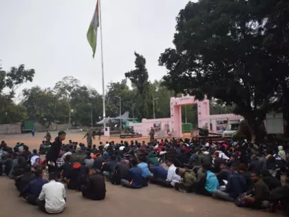 नागालैंड भर्ती रैली: 10 राज्यों/UTs से आए उम्मीदवारों की बड़ी संख्या नागालैंड भर्ती रैली: 10 राज्यों/UTs से आए उम्मीदवारों की बड़ी संख्या