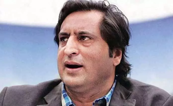 सज्जाद लोन ने राज्य की मांग को कानून-व्यवस्था से जोड़ने पर CM की आलोचना की सज्जाद लोन ने राज्य की मांग को कानून-व्यवस्था से जोड़ने पर CM की आलोचना की