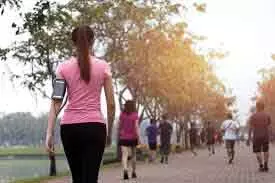 4,000 से 12,000 कदम: हर कदम आपके Health पर कैसे असर है डालता 4,000 से 12,000 कदम: हर कदम आपके Health पर कैसे असर है डालता