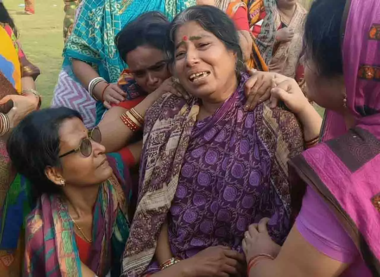 सरकारी नौकरी मिलने के बाद शादी से इनकार, युवक ने की आत्महत्या सरकारी नौकरी मिलने के बाद शादी से इनकार, युवक ने की आत्महत्या