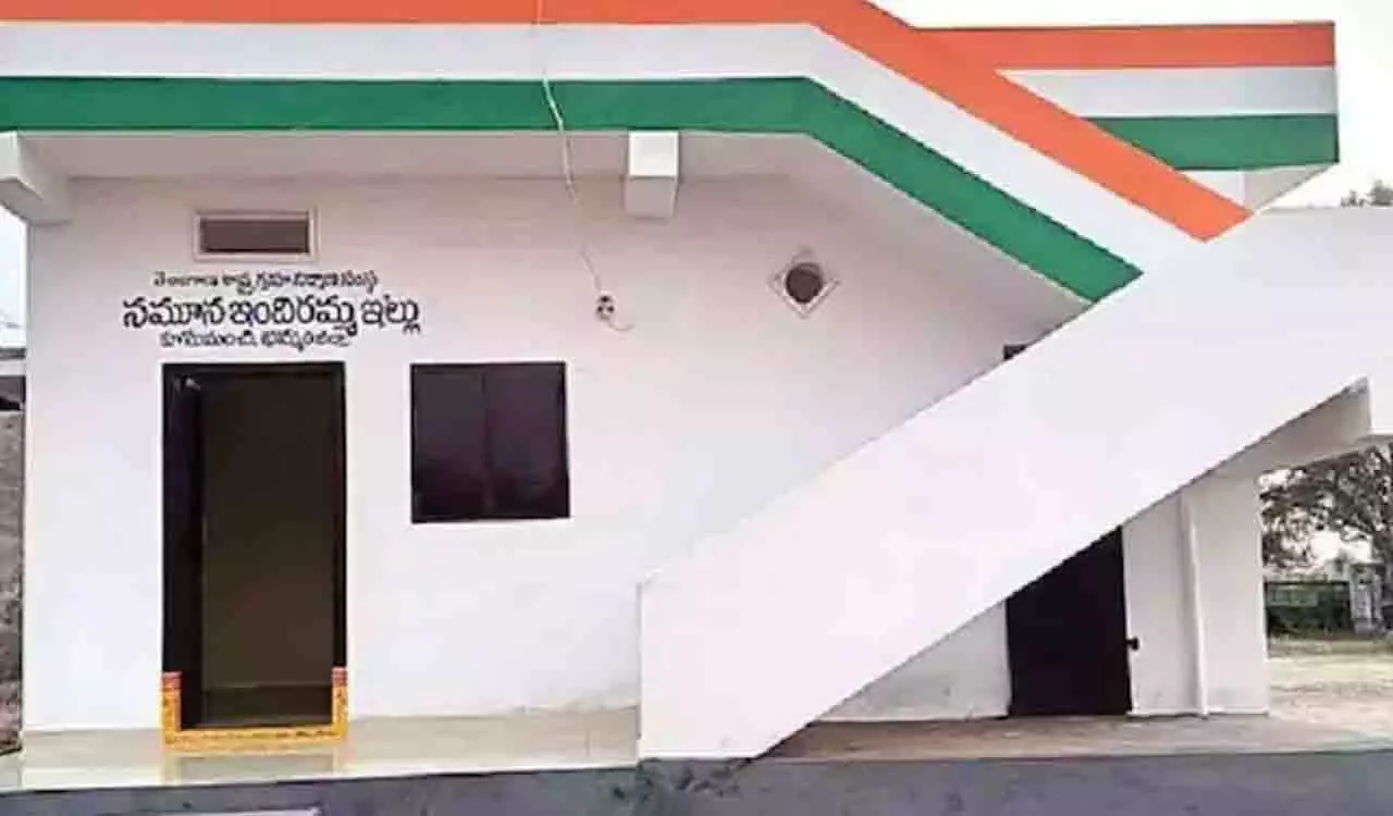 Sircilla कांग्रेस नेता ने इंदिराम्मा को घर न मिलने पर पार्टी छोड़ी Sircilla कांग्रेस नेता ने इंदिराम्मा को घर न मिलने पर पार्टी छोड़ी
