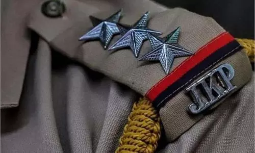 Jammu-Kashmir: पुलिस की बड़ी कार्रवाई, कई गाड़ियां जब्त