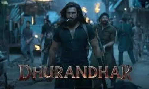 Dhurandhar Advance Booking: एडवांस बुकिंग में ‘धुरंधर’ निकली रणवीर सिंह की फिल्म, रिलीज से पहले बंपर कमाई