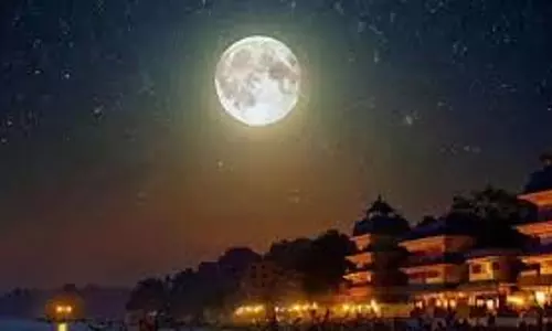 Purnima 2025: साल की आखिरी पूर्णिमा पर जरूर कर लें ये उपाय, मंगलमय रहेगा आने वाला पूरा साल Purnima 2025: साल की आखिरी पूर्णिमा पर जरूर कर लें ये उपाय, मंगलमय रहेगा आने वाला पूरा साल