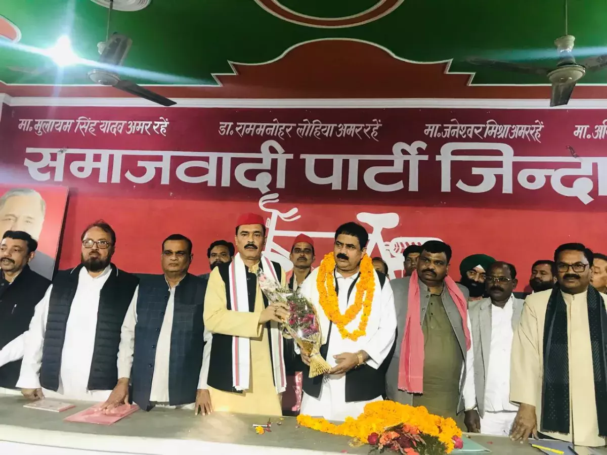 Shahjahanpur: विधायक अता उर रहमान ने अधिकारियों को सख्त निर्देश दिए Shahjahanpur: विधायक अता उर रहमान ने अधिकारियों को सख्त निर्देश दिए