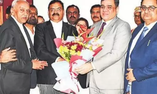 Bareilly: अधिवक्ता का फर्ज है मुवक्किल के लिए न्याय सुनिश्चित करना: जस्टिस भनोट