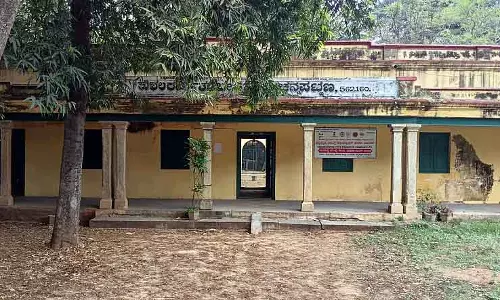 Channapatna : खंडहर में सौ साल पुराना कारीगर प्रशिक्षण संस्थान
