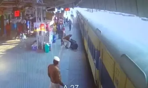 GRP कांस्टेबल ने पानीपत रेलवे स्टेशन पर महिला की जान बचाई