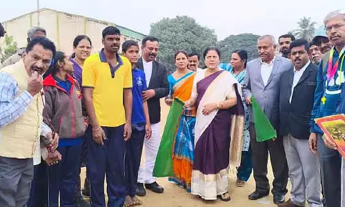 Kolar : दिव्यांगों के लिए स्पोर्ट्स मीट शुरू