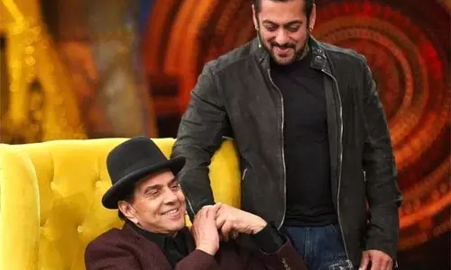 Dharmendra की मौत पर सलमान खान इमोशनल हो गए Dharmendra की मौत पर सलमान खान इमोशनल हो गए