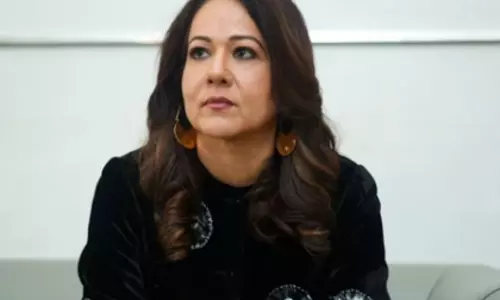 Ayesha Raza मिश्रा ने सिंगल पेरेंटिंग से जुड़े स्टिग्मा के बारे में बात की Ayesha Raza मिश्रा ने सिंगल पेरेंटिंग से जुड़े स्टिग्मा के बारे में बात की