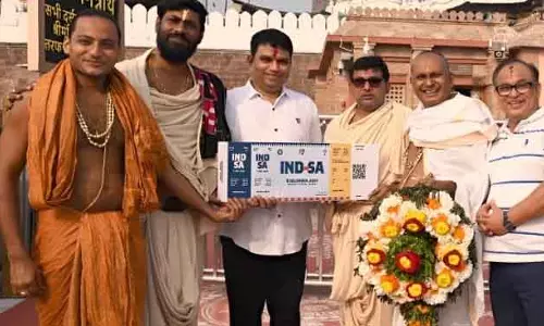 OCA ने कटक में IND vs SA क्रिकेट मैच के लिए पहला टिकट भगवान जगन्नाथ को भेंट किया