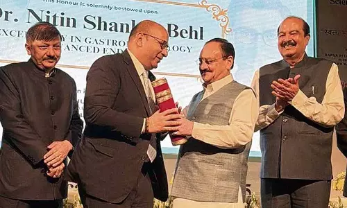 Dr. Bahl को गैस्ट्रोएंटरोलॉजी में बेहतरीन काम के लिए नेशनल अवॉर्ड मिला Dr. Bahl को गैस्ट्रोएंटरोलॉजी में बेहतरीन काम के लिए नेशनल अवॉर्ड मिला