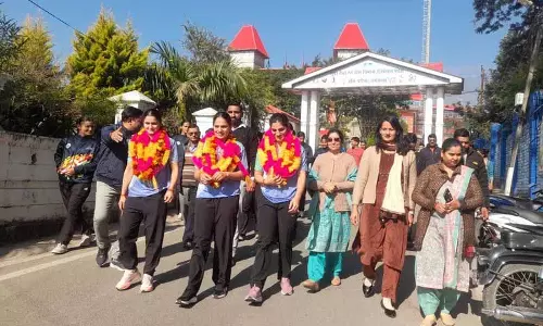 Himachal: वर्ल्ड कप में जीत के बाद स्पोर्टिंग क्वीन्स इनामों के लिए दबाव बना रही हैं Himachal: वर्ल्ड कप में जीत के बाद स्पोर्टिंग क्वीन्स इनामों के लिए दबाव बना रही हैं