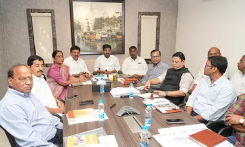 तेलंगाना के CM ने आदिवासी मेले से पहले मेदाराम के कामों का जायज़ा लिया
