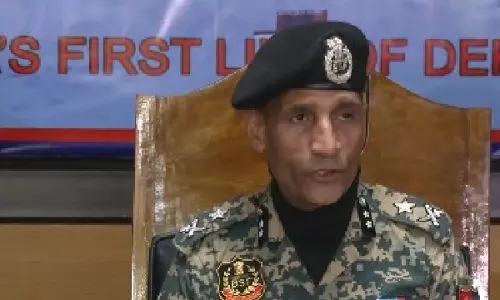 BSF: व्हाइट कॉलर टेरर मॉड्यूल सबसे बड़ी चुनौती, सुरक्षा बल मिलकर निपटेंगे BSF: व्हाइट कॉलर टेरर मॉड्यूल सबसे बड़ी चुनौती, सुरक्षा बल मिलकर निपटेंगे