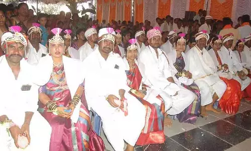 Linganayakanahalli : 13 जोड़े जिन्होंने पहाड़ पर चढ़ाई की