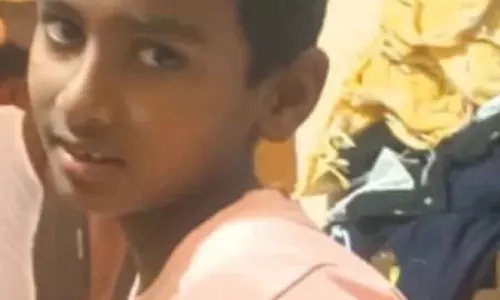 Hagaribommanahalli : स्विमिंग करते समय लड़के की मौत