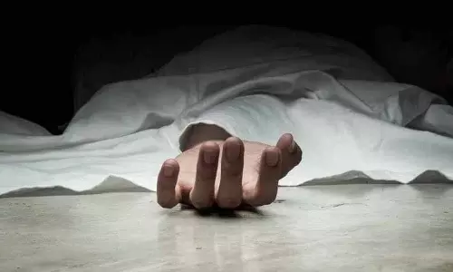 Uppal में कैब ड्राइवर ने ऑनलाइन सट्टेबाजी के कर्ज में डूबकर आत्महत्या कर ली Uppal में कैब ड्राइवर ने ऑनलाइन सट्टेबाजी के कर्ज में डूबकर आत्महत्या कर ली