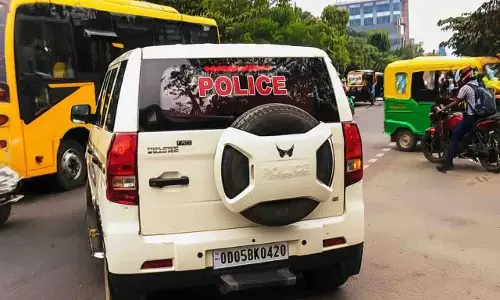 KIIT छात्र की मौत, कमिश्नरेट पुलिस करेगी जांच और पोस्टमार्टम KIIT छात्र की मौत, कमिश्नरेट पुलिस करेगी जांच और पोस्टमार्टम