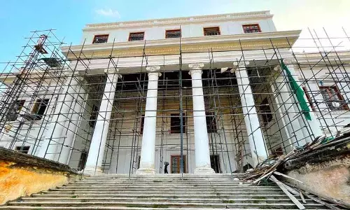 Hyderabad: खुर्शीद जाह देवड़ी बड़े रेनोवेशन के बाद 2026 में आम लोगों के लिए खुलेगा Hyderabad: खुर्शीद जाह देवड़ी बड़े रेनोवेशन के बाद 2026 में आम लोगों के लिए खुलेगा