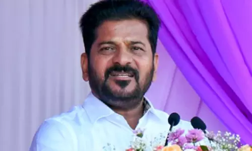 तेलंगाना CM ने लोगों से सक्षम सरपंच चुनने की अपील की