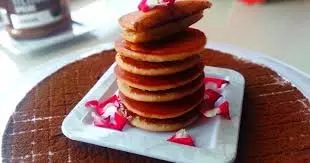 Eggless Apple Pancake : मीठे में कुछ हेल्दी ट्राइ करें एगलेस एप्पल पैनकेक रेसिपी Eggless Apple Pancake : मीठे में कुछ हेल्दी ट्राइ करें एगलेस एप्पल पैनकेक रेसिपी