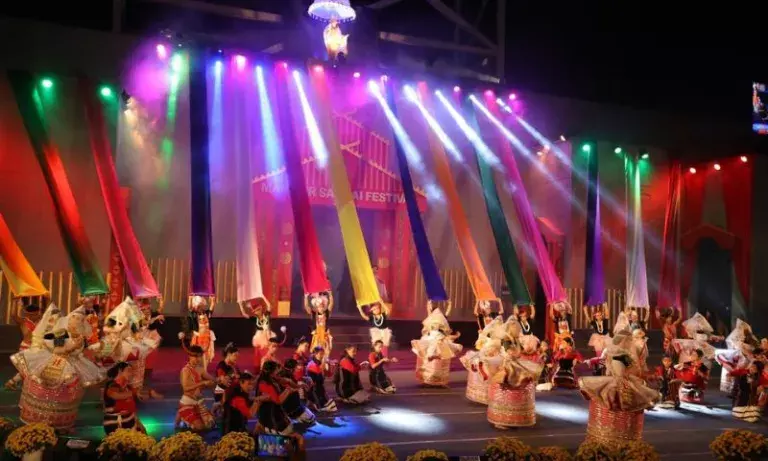 Manipur संगाई फेस्टिवल इम्फाल में बिना किसी खास नोट के खत्म हुआ Manipur संगाई फेस्टिवल इम्फाल में बिना किसी खास नोट के खत्म हुआ