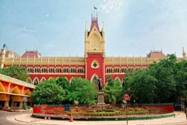 Bengal स्कूल जॉब केस: नई भर्ती में गड़बड़ियों पर आज कलकत्ता HC में अहम सुनवाई Bengal स्कूल जॉब केस: नई भर्ती में गड़बड़ियों पर आज कलकत्ता HC में अहम सुनवाई