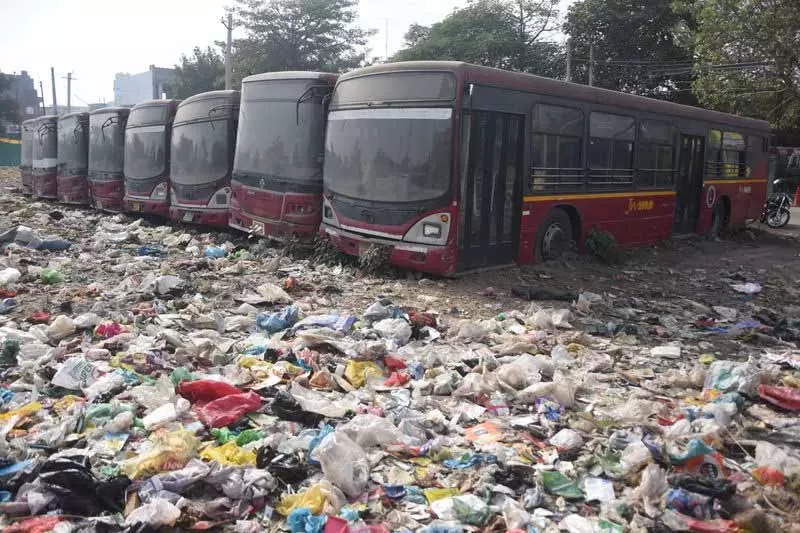 ट्रैफिक जाम, Ludhiana के लोगों ने पब्लिक ट्रांसपोर्ट को फिर से शुरू करने की मांग की ट्रैफिक जाम, Ludhiana के लोगों ने पब्लिक ट्रांसपोर्ट को फिर से शुरू करने की मांग की