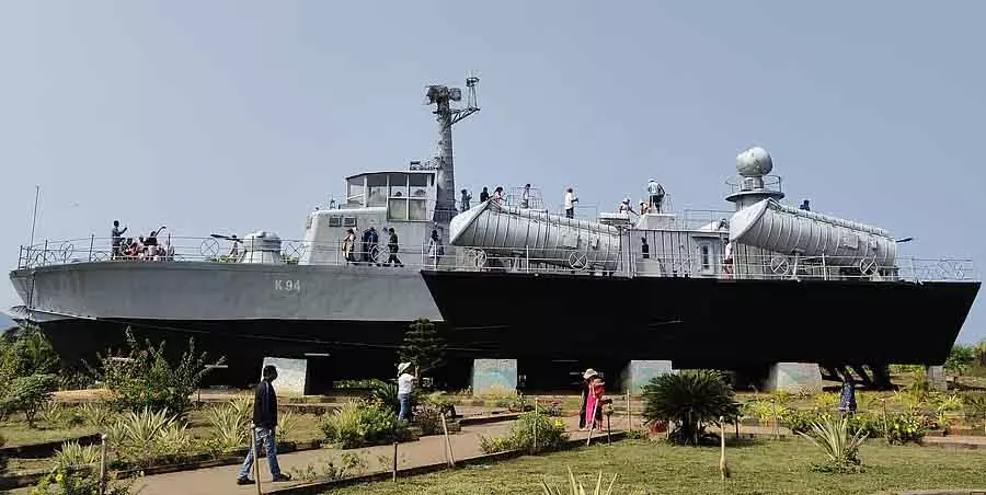 Uttara Kannada : मन की बात में आईएनएस चप्पल म्यूजियम का प्रस्ताव Uttara Kannada : मन की बात में आईएनएस चप्पल म्यूजियम का प्रस्ताव