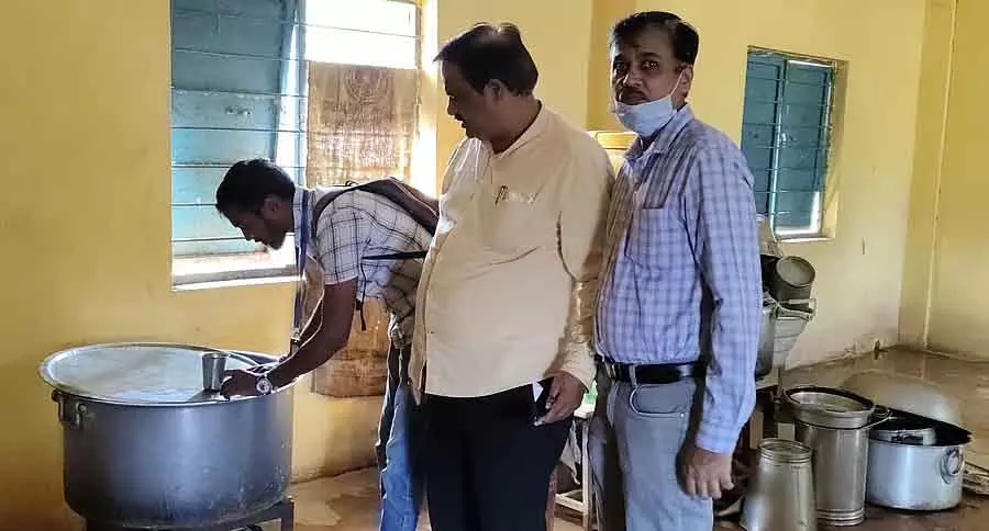 Mundagoda : बीमार सभी छात्र ठीक हो गए हैं Mundagoda : बीमार सभी छात्र ठीक हो गए हैं
