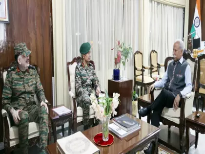 सीमा सुरक्षा को लेकर Arunachal गवर्नर ने की उच्चस्तरीय बैठक सीमा सुरक्षा को लेकर Arunachal गवर्नर ने की उच्चस्तरीय बैठक