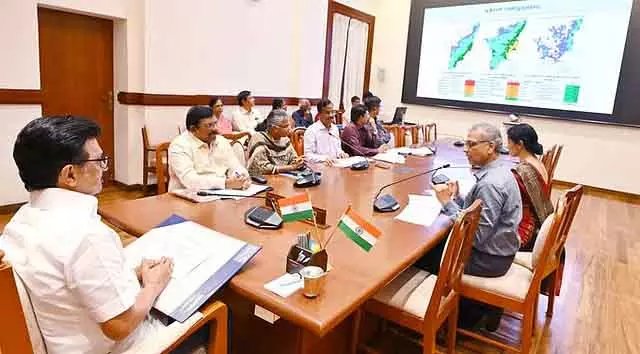 बारिश और बाढ़ पीड़ितों के लिए जल्द राहत : CM Stalin बारिश और बाढ़ पीड़ितों के लिए जल्द राहत : CM Stalin