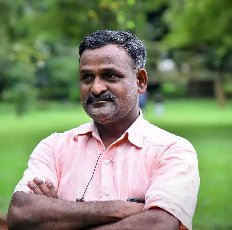 Bellary में जिला प्रभारी मंत्री का प्रतिनिधि कार्यालय Bellary में जिला प्रभारी मंत्री का प्रतिनिधि कार्यालय