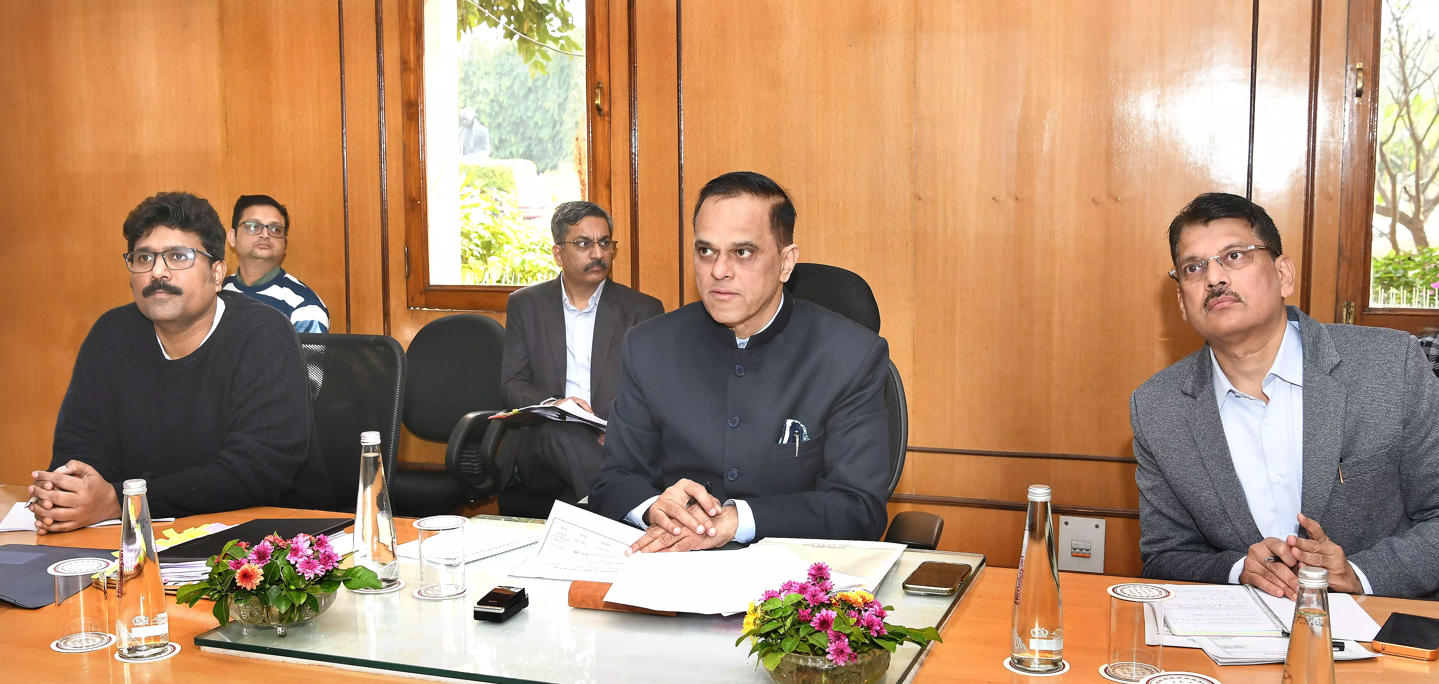 Jaipur: मैक्सिमम गवर्नेंस, मिनिमम गवर्नमेंट के अनुरूप कार्ययोजना बनाने की हिदायत Jaipur: मैक्सिमम गवर्नेंस, मिनिमम गवर्नमेंट के अनुरूप कार्ययोजना बनाने की हिदायत