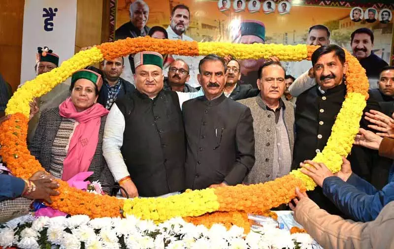 विनय ने कांग्रेस प्रमुख का पद संभाला, कहा कि HPCC 2-3 महीने में फिर से शुरू होगी विनय ने कांग्रेस प्रमुख का पद संभाला, कहा कि HPCC 2-3 महीने में फिर से शुरू होगी