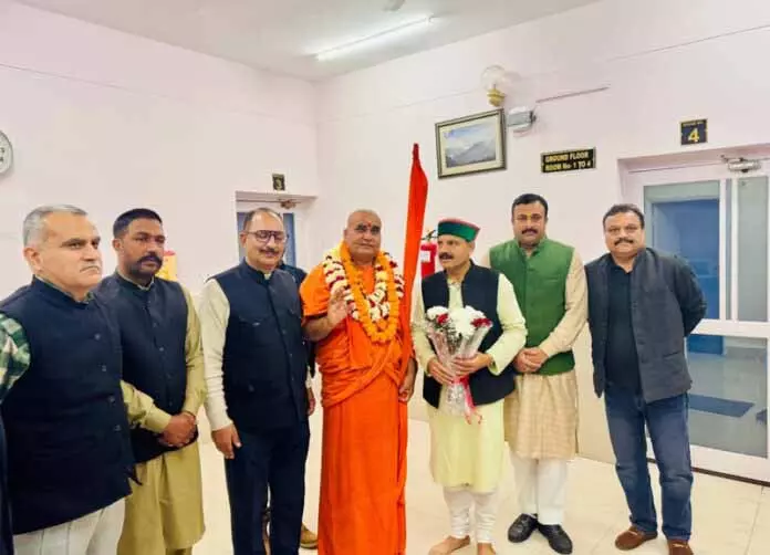 शंकराचार्य की तीन दिवसीय यात्रा संपन्न, Girdhari Lal Dogra को श्रद्धांजलि दी गई शंकराचार्य की तीन दिवसीय यात्रा संपन्न, Girdhari Lal Dogra को श्रद्धांजलि दी गई