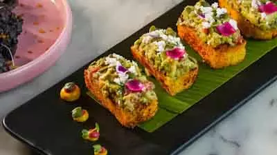 घर पर बनाएं रेस्टोरेंट-स्टाइल मॉडर्न इंडियन Dishes आसान और स्वादिष्ट तरीके से घर पर बनाएं रेस्टोरेंट-स्टाइल मॉडर्न इंडियन Dishes आसान और स्वादिष्ट तरीके से