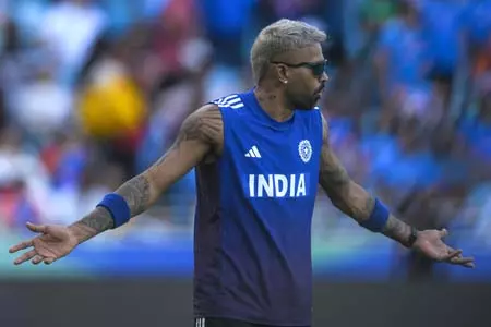 मैदान पर वापसी को तैयार हार्दिक पंड्या, सैयद मुश्ताक अली ट्रॉफी में खेलते नजर आएंगे मैदान पर वापसी को तैयार हार्दिक पंड्या, सैयद मुश्ताक अली ट्रॉफी में खेलते नजर आएंगे