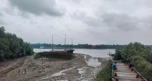 इको एंग्जाइटी एक बड़ी समस्या, जलवायु परिवर्तन का मेंटल हेल्थ पर पड़ रहा असर इको एंग्जाइटी एक बड़ी समस्या, जलवायु परिवर्तन का मेंटल हेल्थ पर पड़ रहा असर